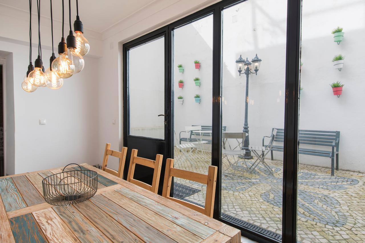 Lovelystay - Bica Patio Duplex Lisbon Exterior photo