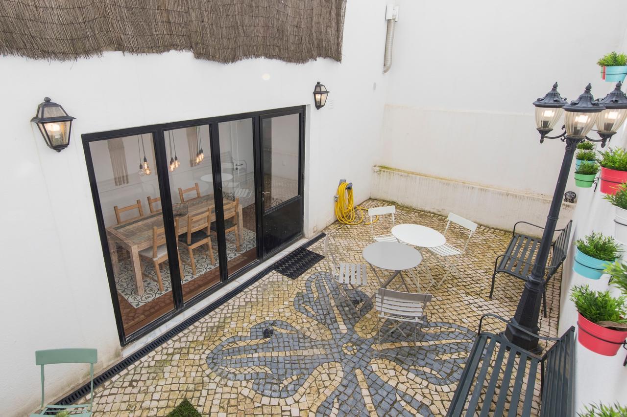 Lovelystay - Bica Patio Duplex Lisbon Exterior photo