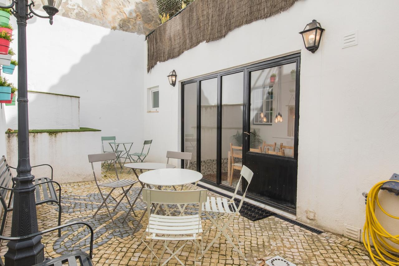 Lovelystay - Bica Patio Duplex Lisbon Exterior photo