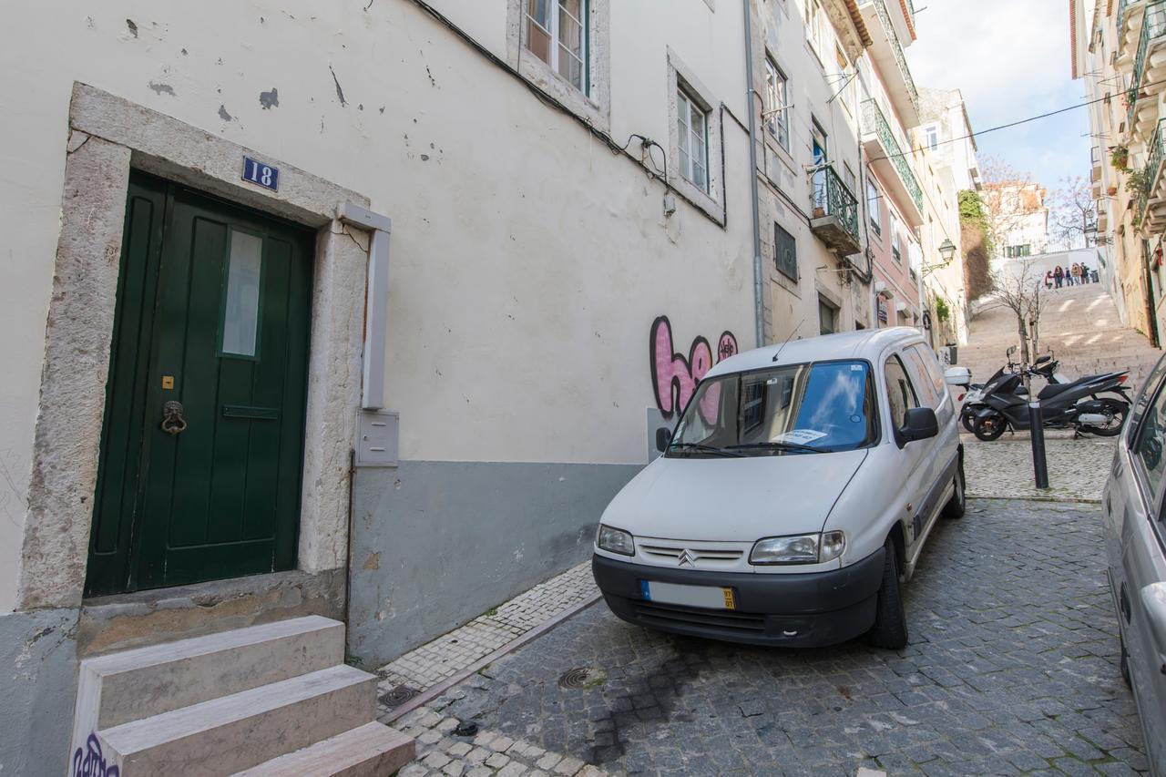 Lovelystay - Bica Patio Duplex Lisbon Exterior photo